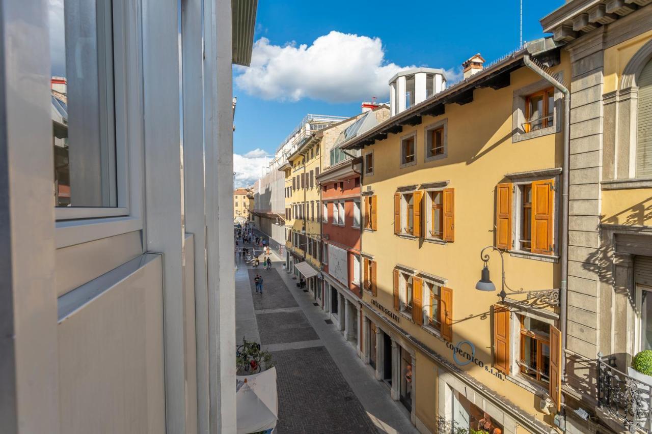 Udine Palazzo D'Aronco Modern Apartment Екстериор снимка